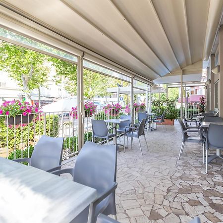 Hotel Haway Ρίμινι Εξωτερικό φωτογραφία
