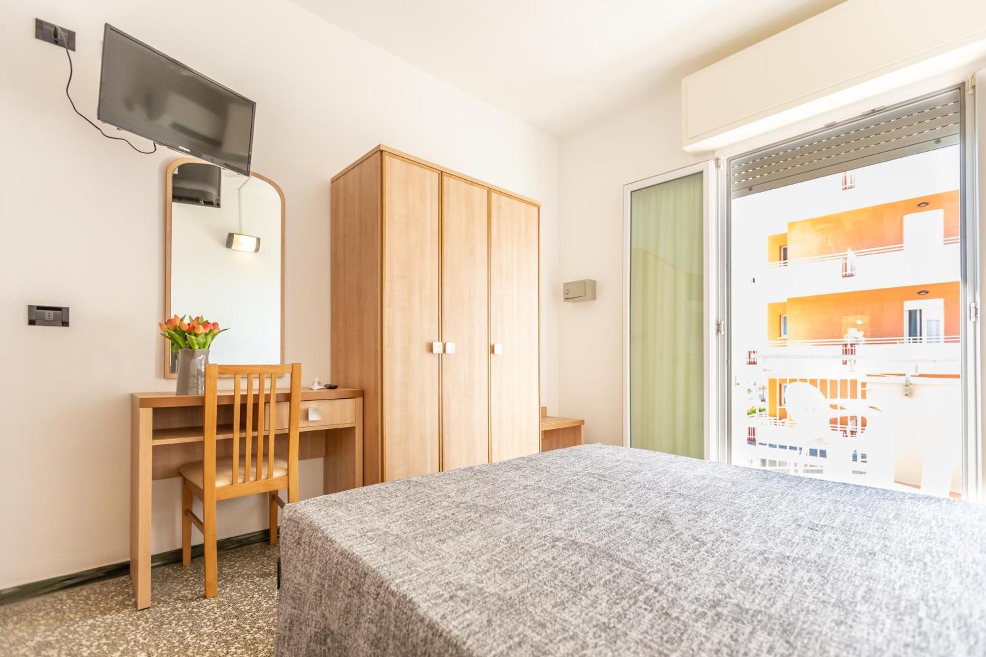 Hotel Haway Ρίμινι Εξωτερικό φωτογραφία