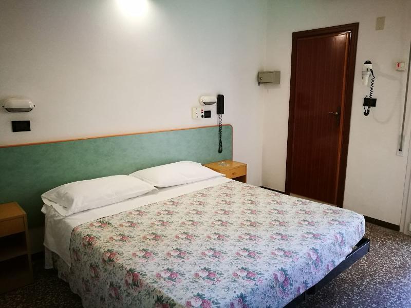 Hotel Haway Ρίμινι Εξωτερικό φωτογραφία